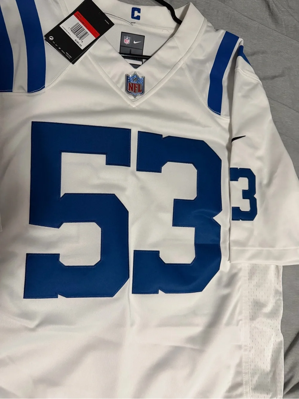 Indianapolis Colts men’s L Darius Leonard white jersey NWT